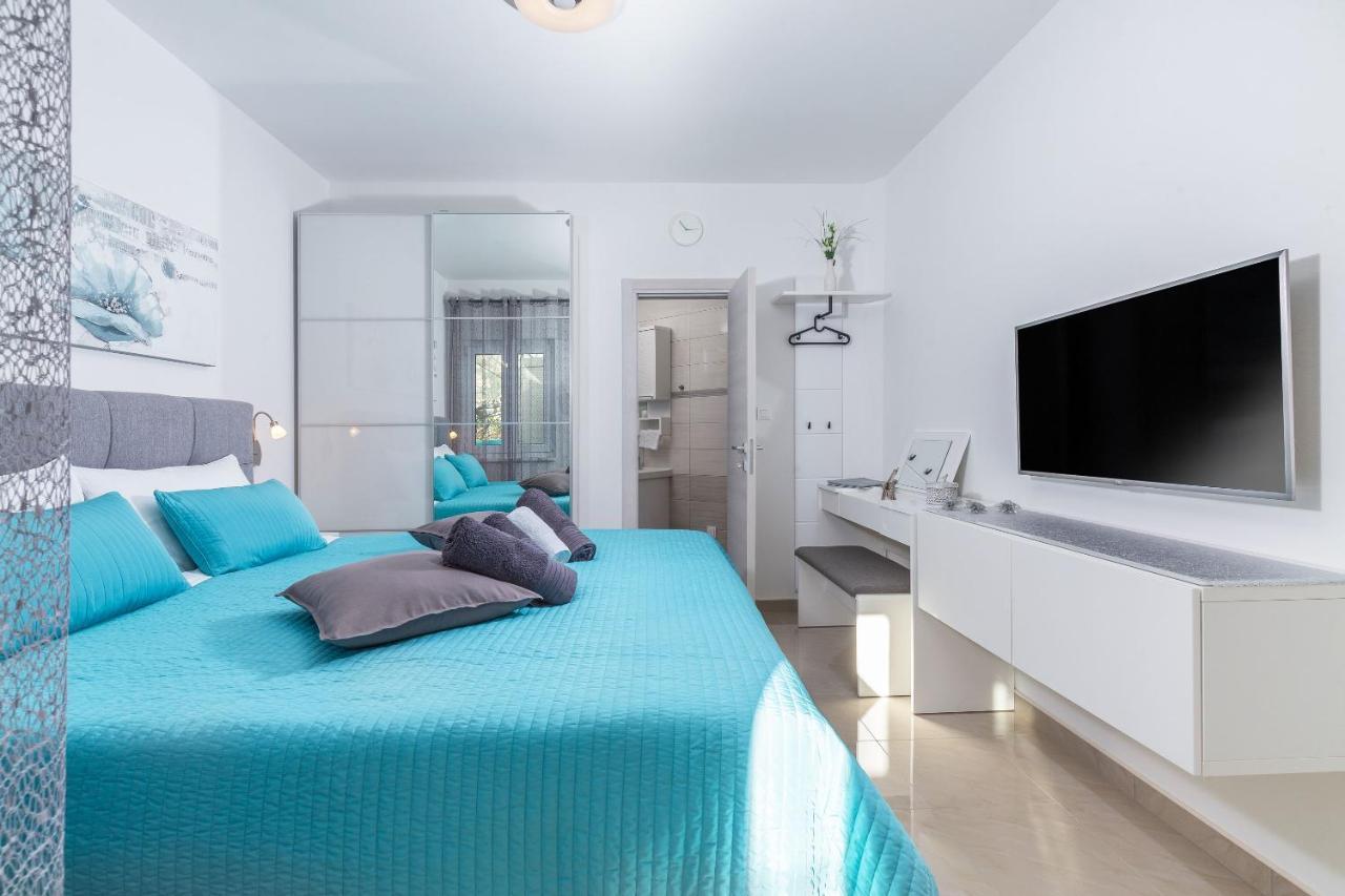Evita Fazana Premium Studio Apartments Exterior foto